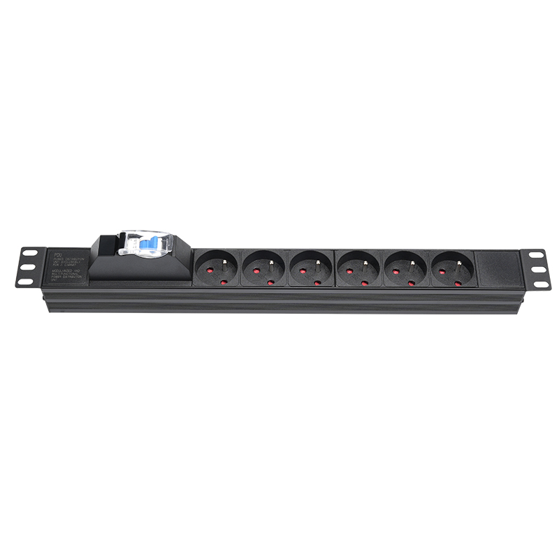 French Basic PDU with circuit breaker